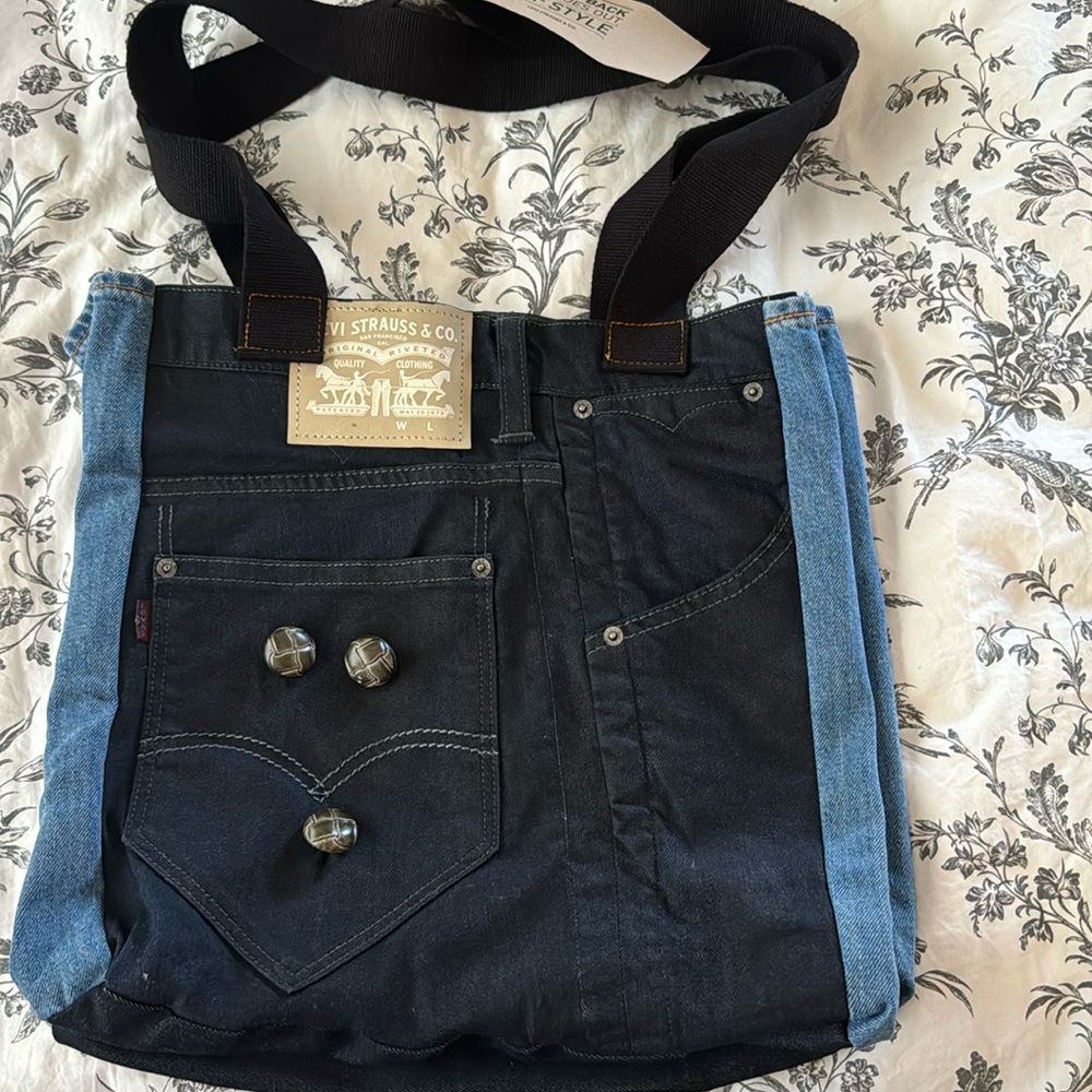 Levi’s Patch Bag - image 1